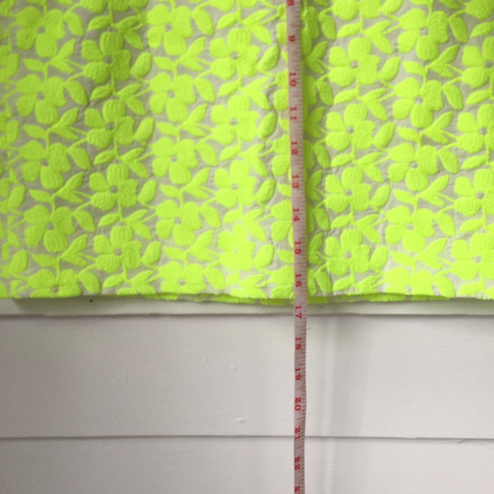 J. CREW BRIGHT YELLOW EMBROIDERED MINI SKIRT WOMENS SIZE 6 - Picture 15 of 15